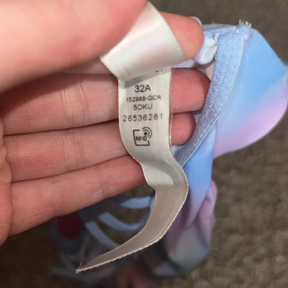 Super adorable Pink multicolored push up bra!! - Picture 2 of 4